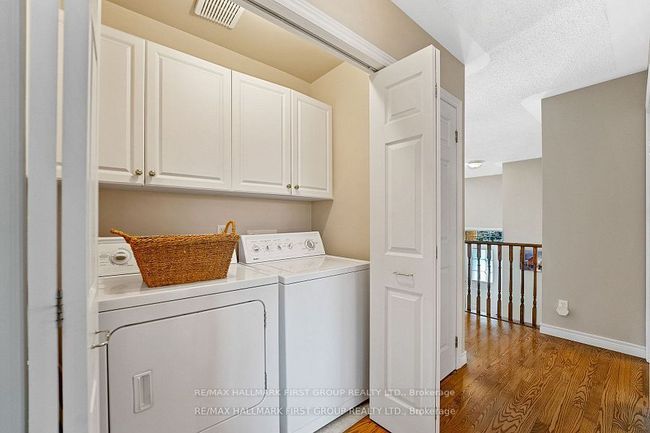 1047 Interlake Dr, House other with 5 bedrooms, 3 bathrooms and 4 parking in Oshawa ON | Image 31