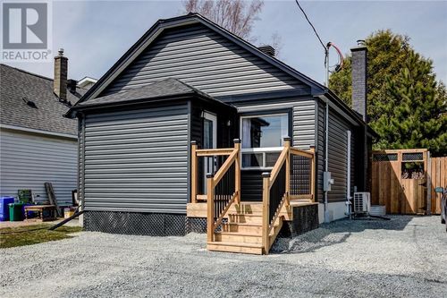 422 Mckim St, Sudbury, ON, P3C2L5 | Card Image