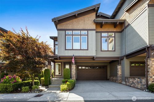 4261 Williams Ave N, Renton, WA, 98056-2172 | Card Image