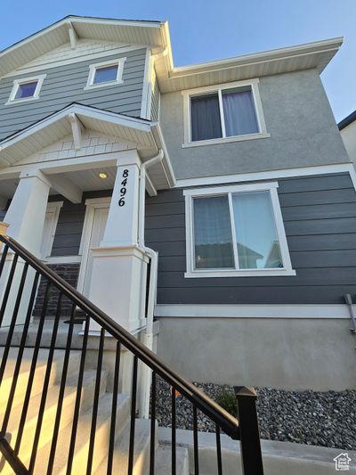 8496 W Meadow Bank Way, Townhouse with 3 bedrooms, 2 bathrooms and 4 parking in Magna UT | Image 3