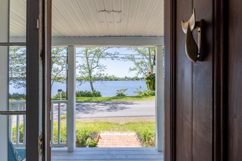 338 River Rd, Eliot, ME, 03903-1357 | Card Image