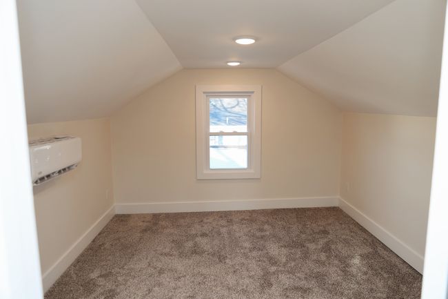 402 W Commerce St, House other with 3 bedrooms, 1 bathrooms and null parking in Loretto TN | Image 13