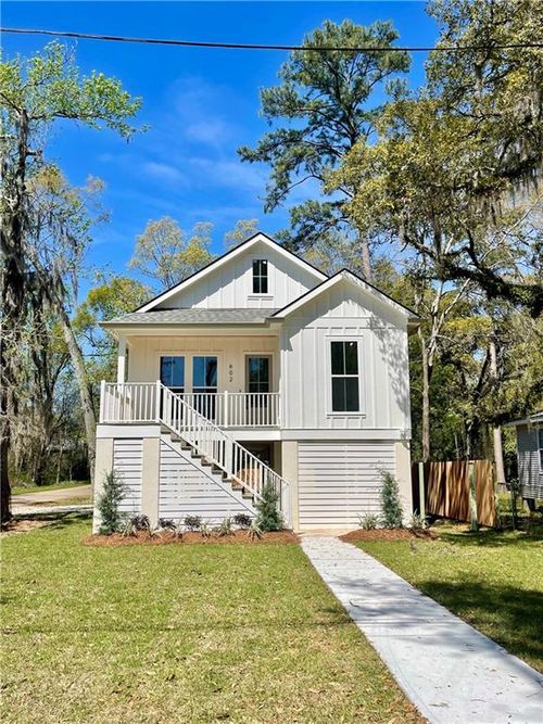 602 Foy St, Mandeville, LA, 70448-5316 | Card Image