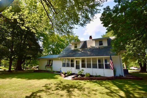 130 W Evergreen Rd, Evansville, IN, 47710-4820 | Card Image