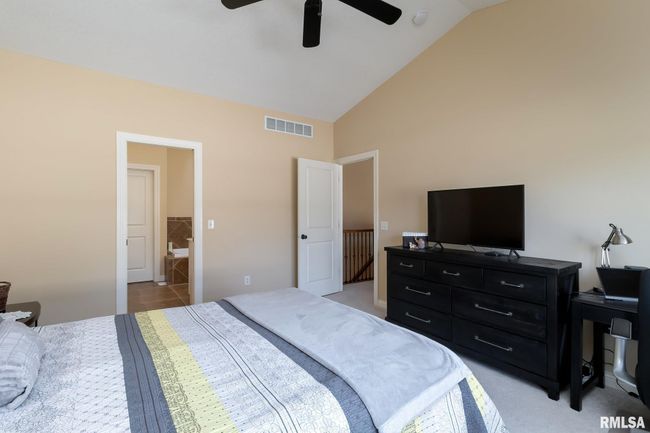 5506 Baraboo Court, Home with 2 bedrooms, 2 bathrooms and null parking in Davenport IA | Image 21