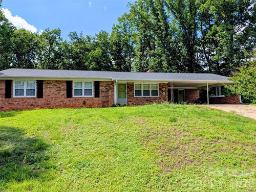 105 Ridgewood Ln, Statesville, NC, 28677-9080 | Card Image