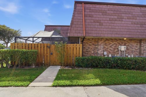 7600 Courtyard Run W, Boca Raton, FL, 33433-3003 | Card Image