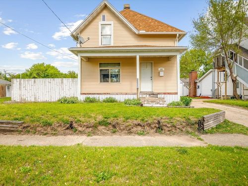 131 S 8th St, South Beloit, IL, 61080-1259 | Card Image