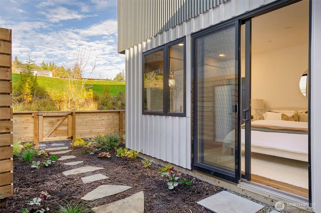 230 Canopy Path Nw, Townhouse with 3 bedrooms, 3 bathrooms and null parking in Bainbridge Island WA | Image 14