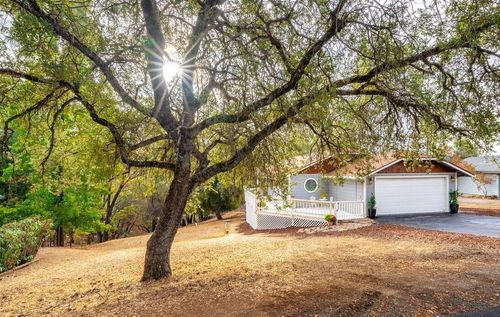2049 Maydress Court, Cool, CA, 95614 | Card Image