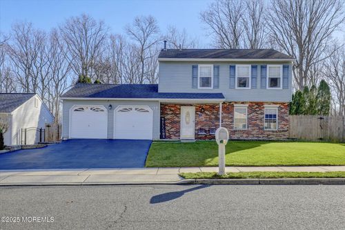 17 Cannon Ball Dr, Howell, NJ, 07731-1628 | Card Image