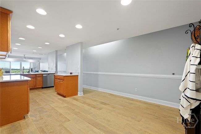 Dining Area | Image 5