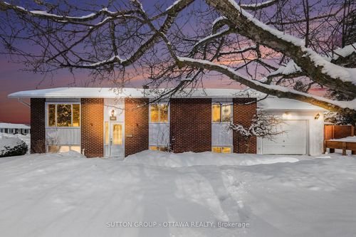 941 Jerome St, Hawkesbury, ON, K6A3B1 | Card Image