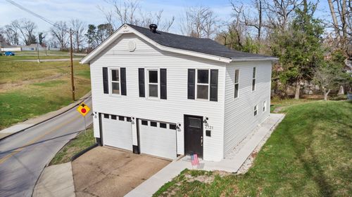 2731 Blackburn Ave, Ashland, KY, 41101-4738 | Card Image