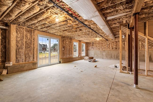 UNIT-3 - 66 Parish Rd, House other with 4 bedrooms, 3 bathrooms and 2 parking in Georgetown MA | Image 37