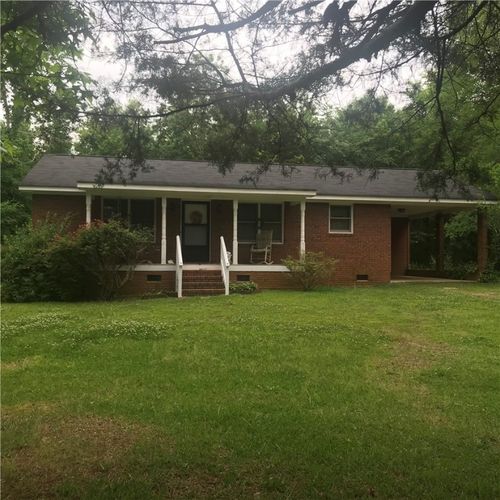 64 Skippers Lodge Rd, Cross Hill, SC, 29332-4908 | Card Image