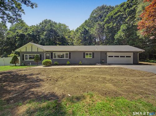 3 Medley Ln, Clinton, CT, 06413-1315 | Card Image