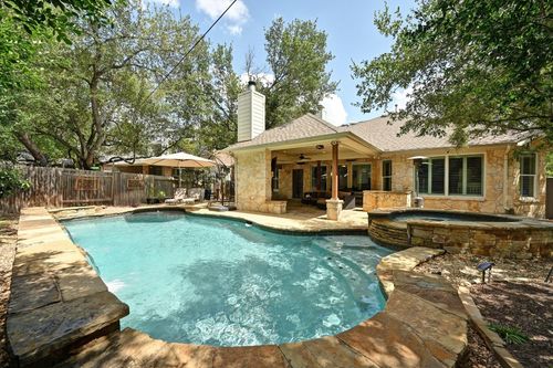 7108 Magenta Ln, Austin, TX, 78739-2085 | Card Image