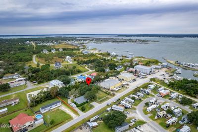 Harkers Island home close to water | Image 1