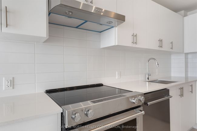 1206 - 8960 Jane St, Condo with 1 bedrooms, 2 bathrooms and 1 parking in Concord ON | Image 13