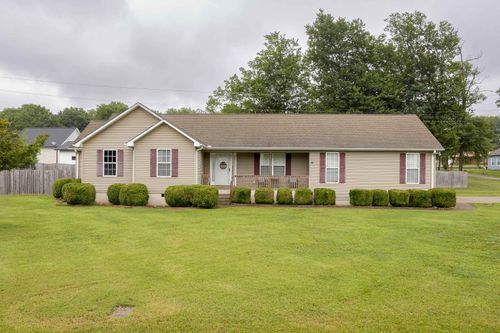 116 Wallace Cir, Killen, AL, 35645-9060 | Card Image