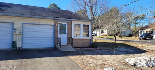 52-2B Deerfield Dr, Whiting, NJ, 08759-2002 | Card Image