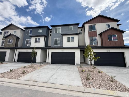 332-5246 N Greenfield Way, Eagle Mountain, UT, 84005-4033 | Card Image