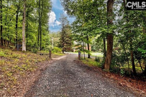 165 Indian Valley Ln, Swansea, SC, 29160-8460 | Card Image