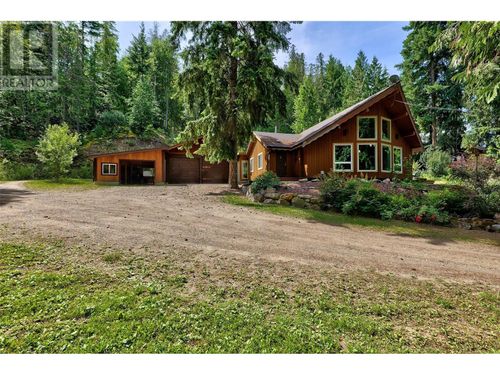 2616 Duncan Rd, Blind Bay, BC, V0E1H1 | Card Image
