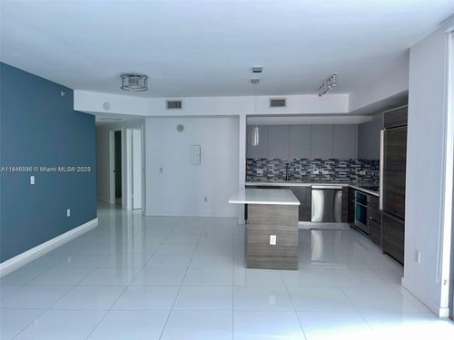 apt-1210-1100 S Miami Ave, Miami, FL, 33130-4164 | Card Image