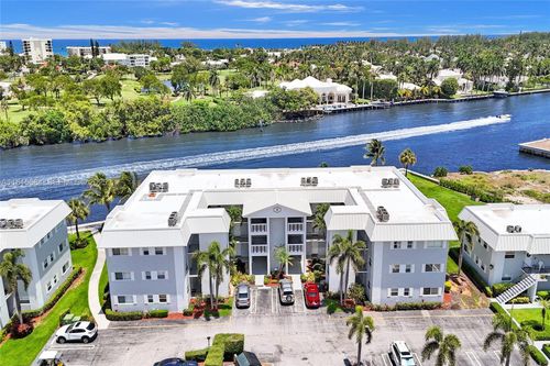 305-9 Colonial Club Dr, Boynton Beach, FL, 33435-8332 | Card Image