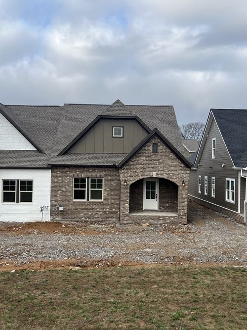 623 Swanston Ln, Gallatin, TN, 37066-2852 | Card Image