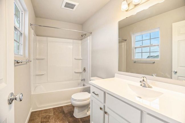 SVW057-i1830-Primary Bath | Image 15