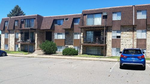 apt-103-415 S Wasson Ln, River Falls, WI, 54022-2676 | Card Image