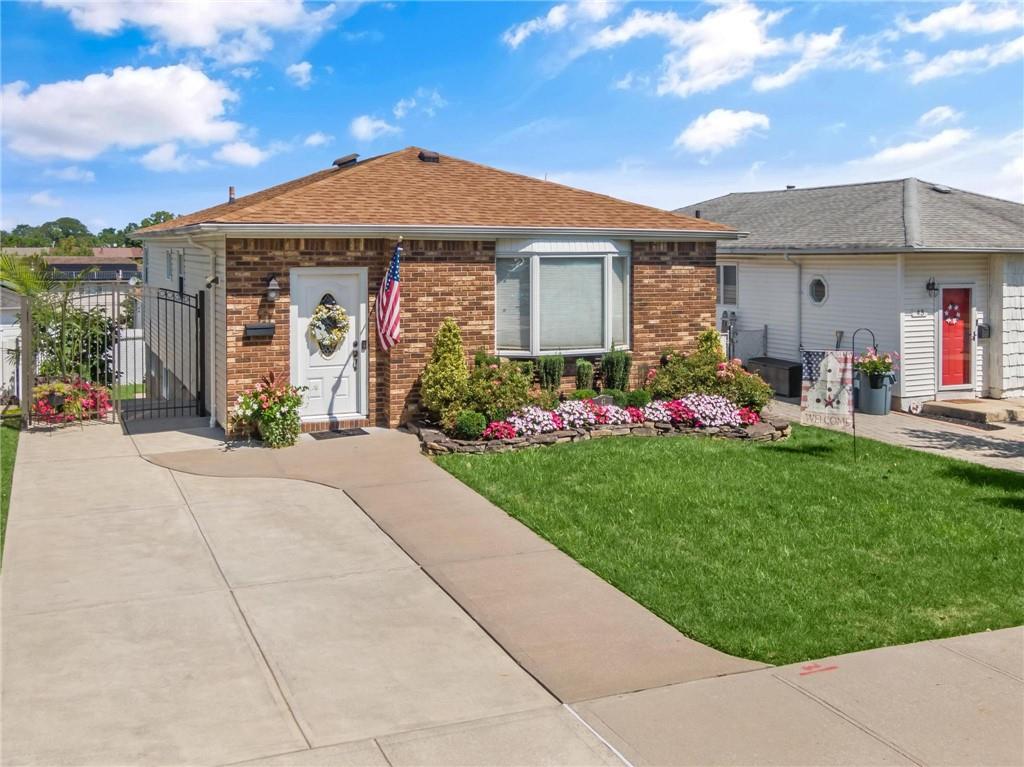 Macon Ave, Staten Island, NY 10312