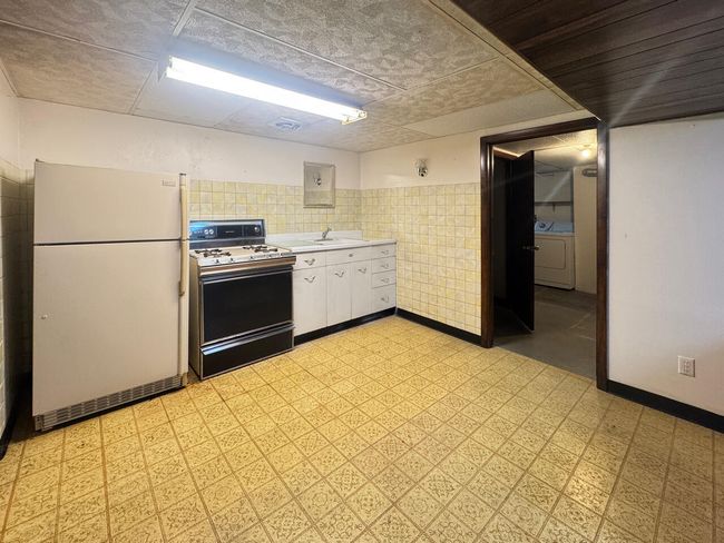 7173 W Wedgewood Dr, House other with 3 bedrooms, 1 bathrooms and null parking in Milwaukee WI | Image 16
