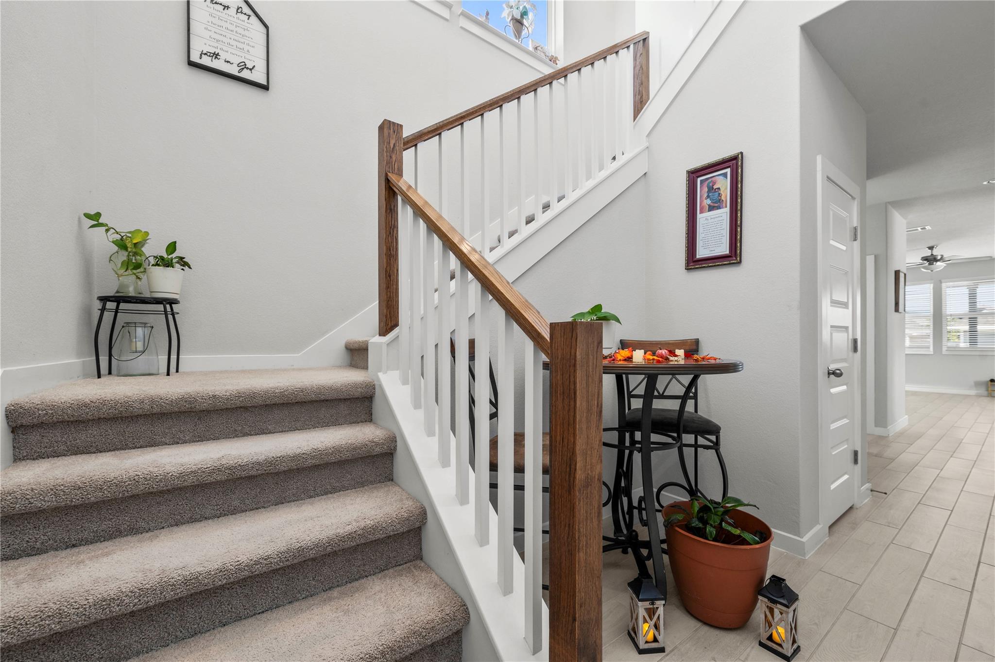 Residential Lease in Elgin 5