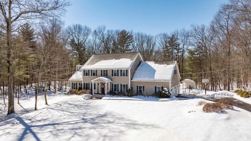 31 Bear Run Dr, Litchfield, NH, 03052-2335 | Card Image