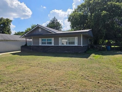 207 S 8th St, Okemah, OK, 74859-3603 | Card Image