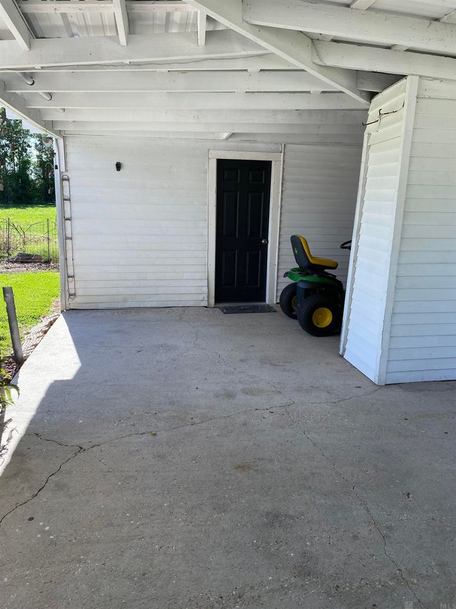 Turn this space into your entertaining spot! Enjoy seafood boils, football games on a cool day, or just relax after a long shift at work! | Image 13