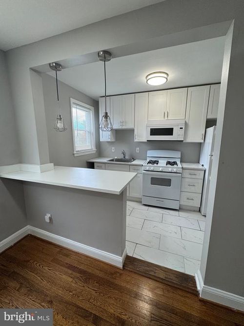 1-1104 Meridene Dr, BALTIMORE, MD, 21239-1954 | Card Image