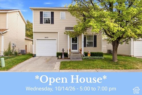 2022 N 2225 W, Clinton, UT, 84015-5716 | Card Image