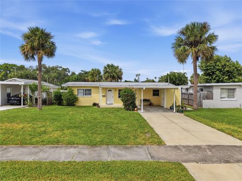 4000 Indianapolis St Ne, ST PETERSBURG, FL, 33703-6046 | Card Image