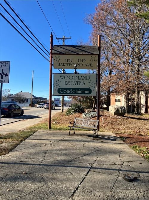 apt-4b-1141 Hartford Ave, Johnston, RI, 02919-7113 | Card Image