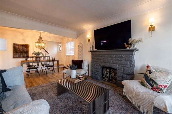 182 Huxley Ave S, House other with 4 bedrooms, 2 bathrooms and 3 parking in Hamilton ON | Image 4