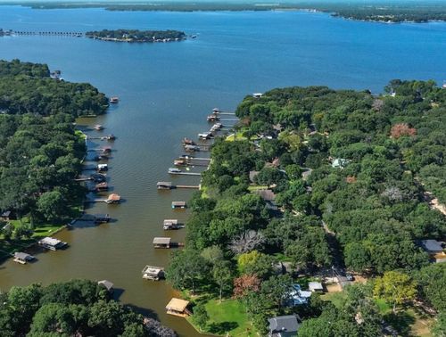 116 Sierra Madre St, Mabank, TX, 75156-9152 | Card Image