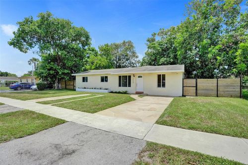 3440 Nw 4th Ct, Lauderhill, FL, 33311-8319 | Card Image