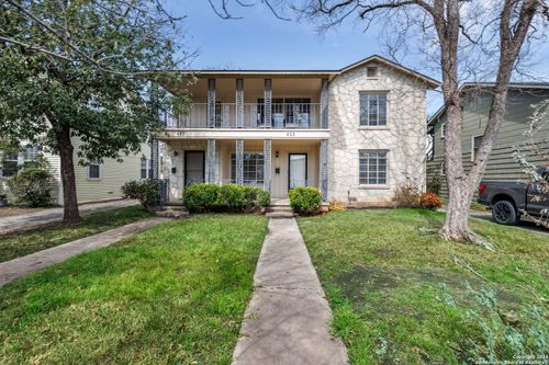 423 Bryn Mawr Dr, San Antonio, TX, 78209-4840 | Card Image