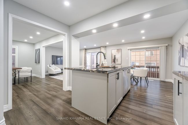458 Pozbou Cres, House other with 6 bedrooms, 4 bathrooms and 2 parking in Milton ON | Image 19