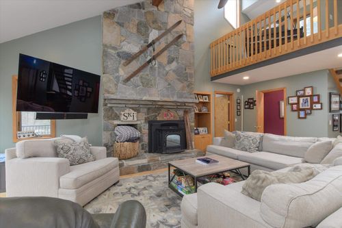 28 Mountain View Dr, Ludlow, VT, 05149 | Card Image